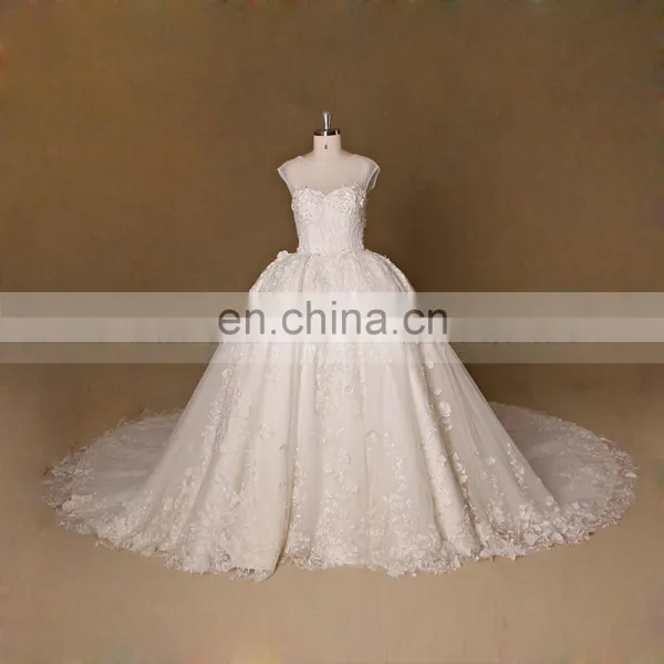 Lace Muslim Wedding Gown Long Tail Ball Gown Wedding Dress