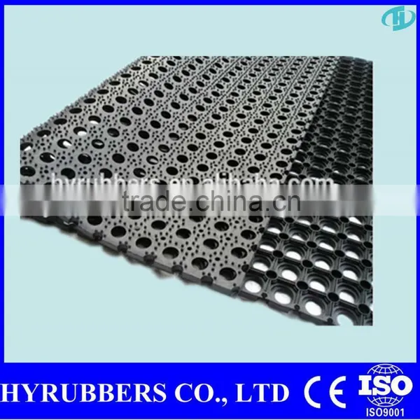 Qingdao Hot Sale Factory Produced Colorful Perforated Rubber Mats photo-2