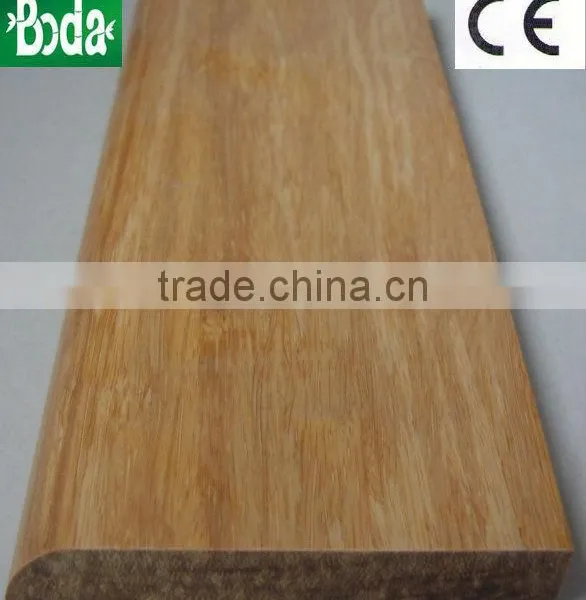 Natural woven baseboard