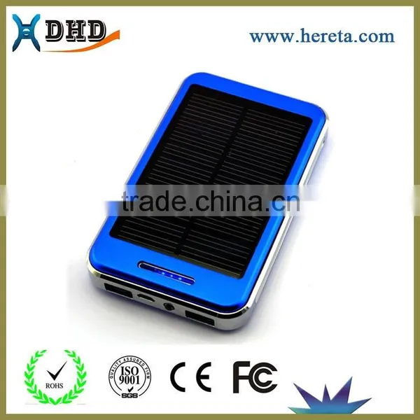 Huge Capacity Solar Cell Powerbank With LED Light photo-3