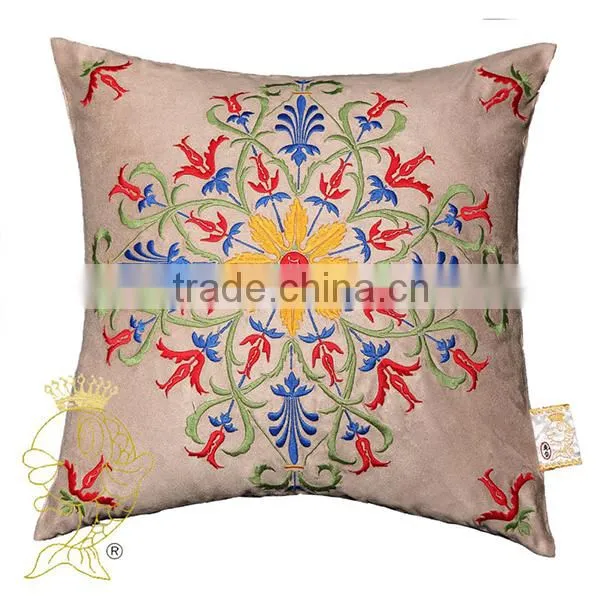 Chinese Style Polystere Bedding Sofa Cushion photo-3