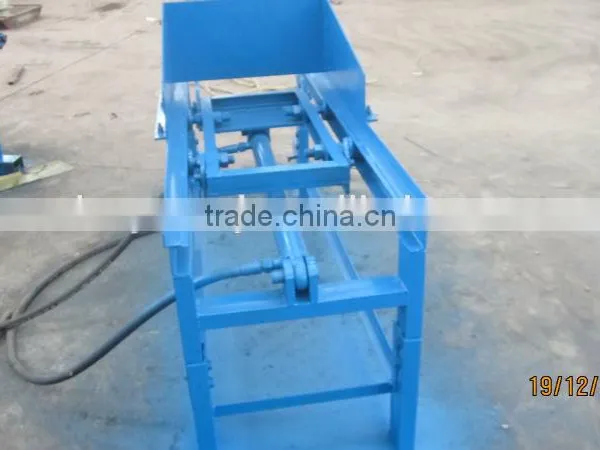 Small Semi Hydraulic Interlocking Stabilized Soil Block Molding Machine QTY3-15 Huarun Tianyuan Factory photo-4
