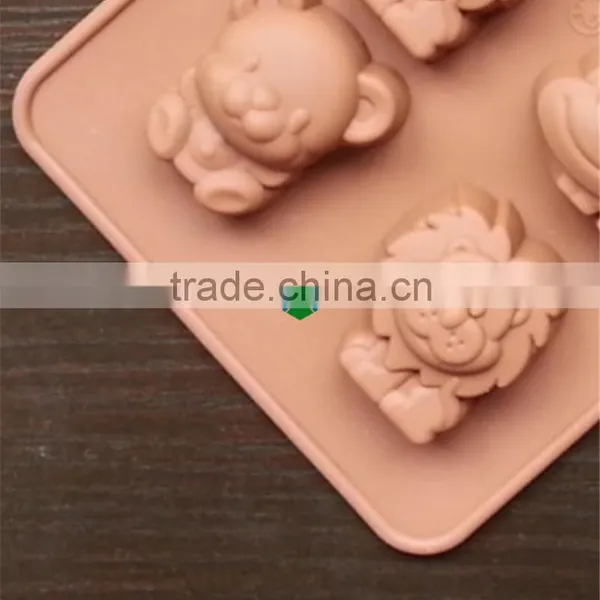 CTBED170 The Little Bear River Horse Lion Molds In Unique Ways To Create Clays Resin Casting Candles Soaps photo-4