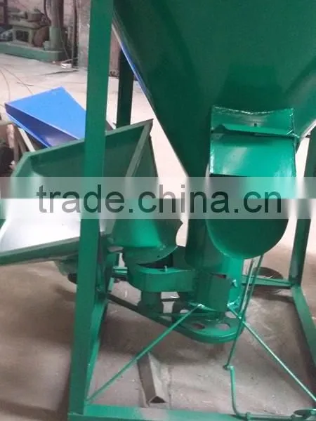 Professional Camel Feed Grinder and Mixer,animal Feed Mixing Crusher Machine photo-4