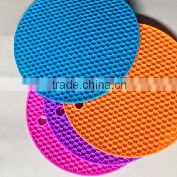 2016 China Express Wholesale High Quality Round Table Mat Custom Silicone Hot Pot Mat/Cup Pad/Pot Holder