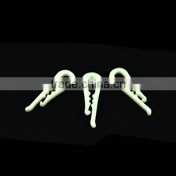 7cm Milk White Big U Shape Plastic Shirt Collar Clips With Teeth photo-5