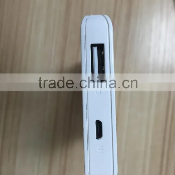 4000mAh Mobile Power Bank With LED Light photo-4
