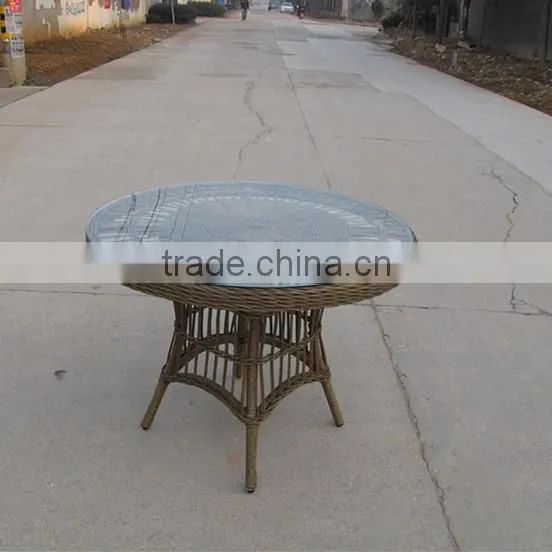 NEW DINING WHITE ROUND RATTAN TABLE photo-2