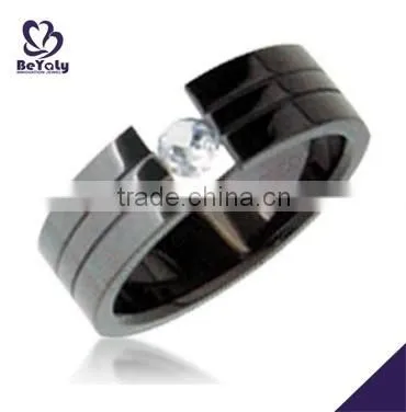 2015 Cheap Price Jewelry 316l Stainless Steel Fashion Letter Engagement Ring