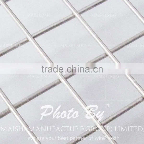 Stainless Steel Welded Wire Fence photo-5
