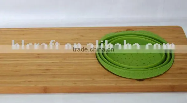 Bamboo Cutting Board With Silicone Bowl