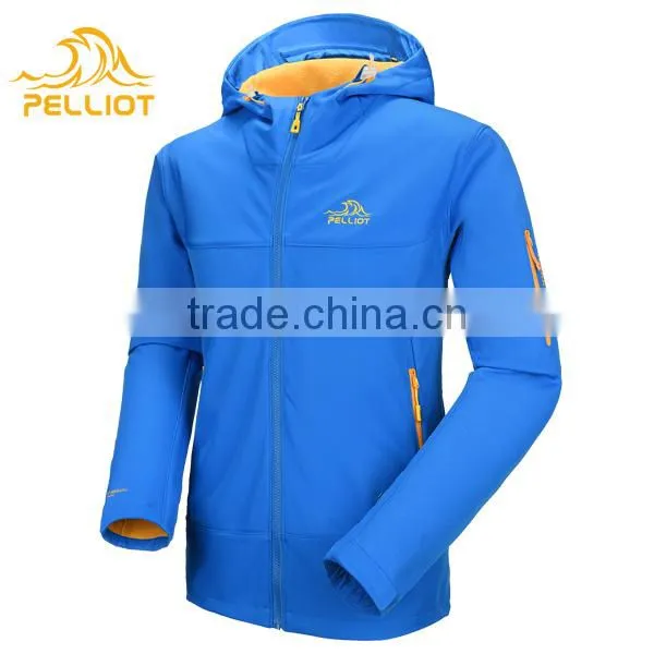 2017 New Fashion Mens Sport Jackets Waterproof Softshell Jacket photo-4