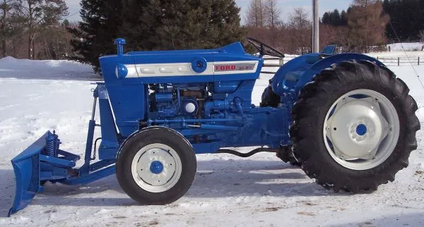 90hp 100hp High Efficiency Tractor Farm Equipment Hydrostatic Engine 4x4