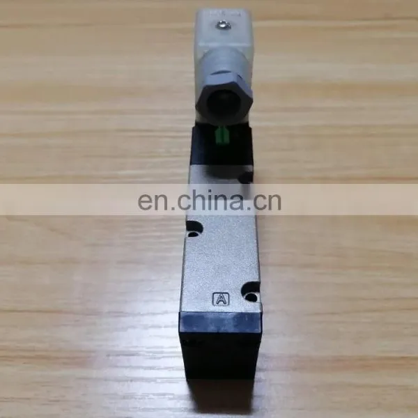 Hot Sales CKD 5/2 Way Solenoid Valve 4KB319-00-M1LS-DC24V photo-5
