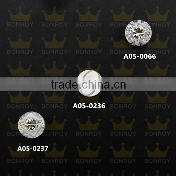 Wholesale Rhinestone Buttons Cheap for Embellishment