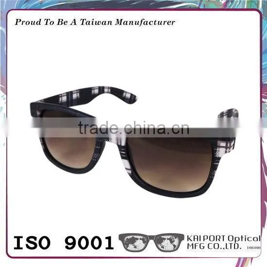Fantastic Pattern Design Soft Touch pc Graduated Lens Sunglasses Available photo-5