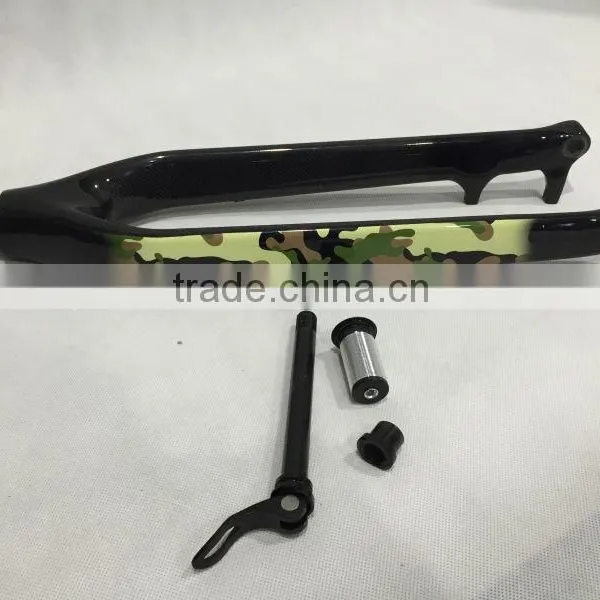 2016 Newest 15mm Axle Rod Carbon Mtb Fork,29er Mountain Bicycle Fork/disc Brake Fork/with Nice Painting Carbon Forks. photo-4