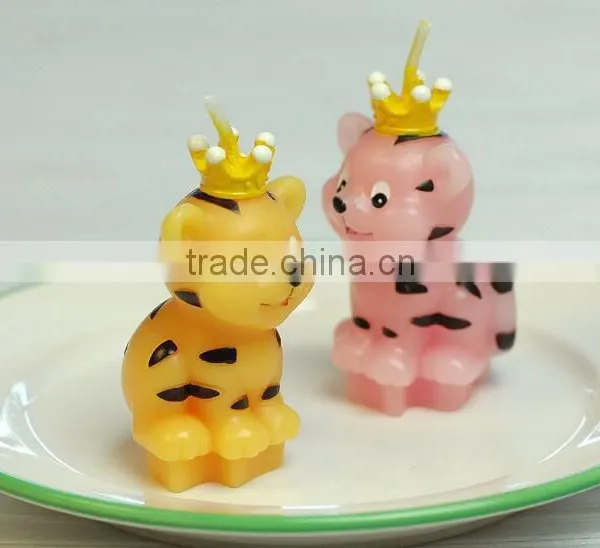 Small Lion King Shape Cartoon Gift Paraffin Candle Wax