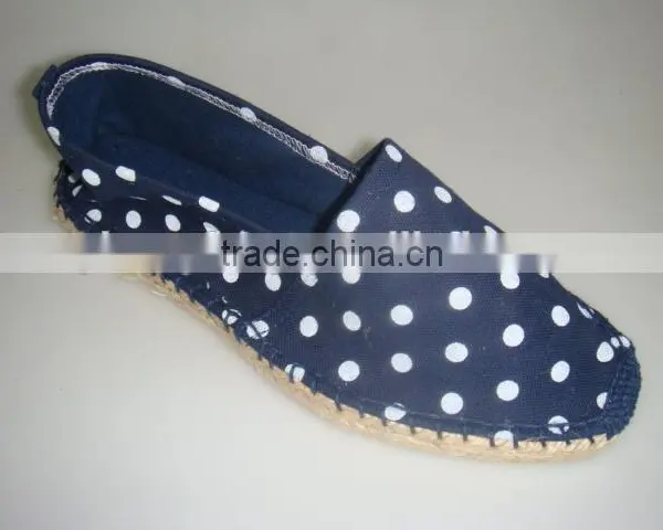 2016 China Shoe Factory Cheap Price Wholesale Women Fashion Espadrilles photo-3