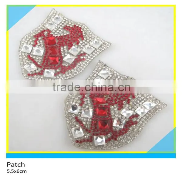 Iron on Glass Stone Applique Hotfix Red "M" Word Rhienstone Patch 5.5x6cm photo-6