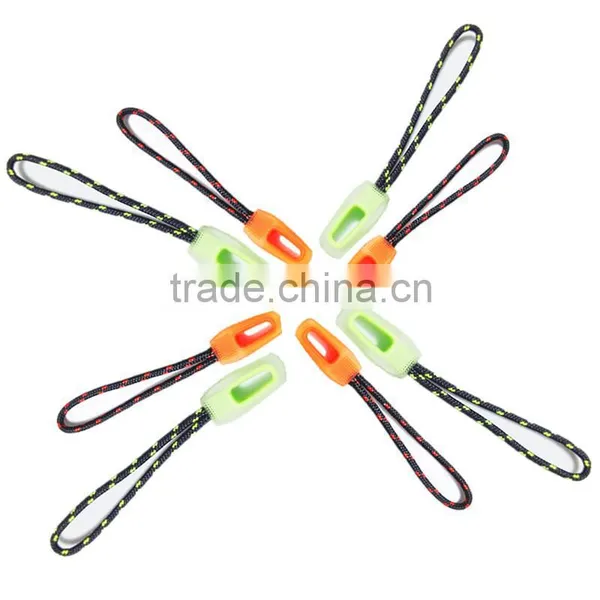 China Factory Hilti Price Custom Downcoat Plastic Zipper Puller photo-4