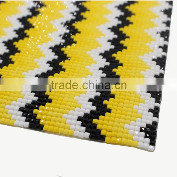 Newest Hot Fix Plastic Rhinestone Mesh Sheet for Decorate photo-2
