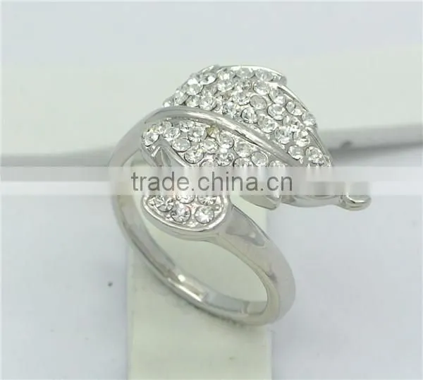 Luxurious 2013 Sterns Wedding Rings in Silver
