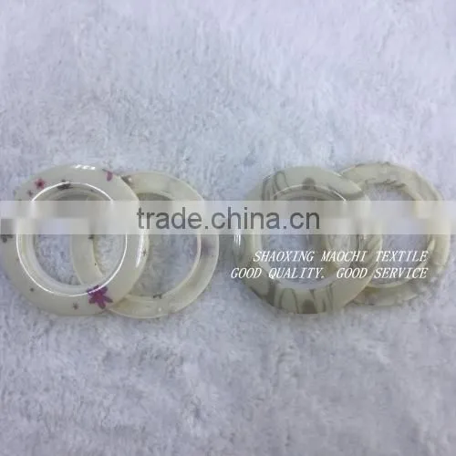 Wholesale Plastic Eyelets Rings With Small Plastic Inside Fashion Rings for Curtains photo-3