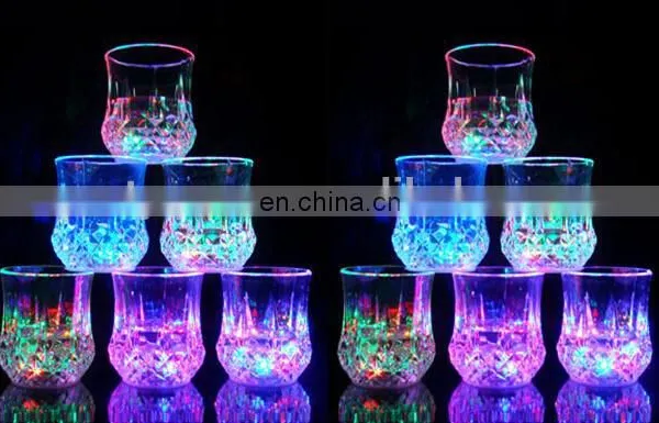 Eco Friendly LED Automatic Lighting Liquor Cup for Bar 200ml photo-3