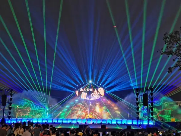 Dj Laser Lights 6 Head Strobe Stage Lighting Laser for Night Club photo-5