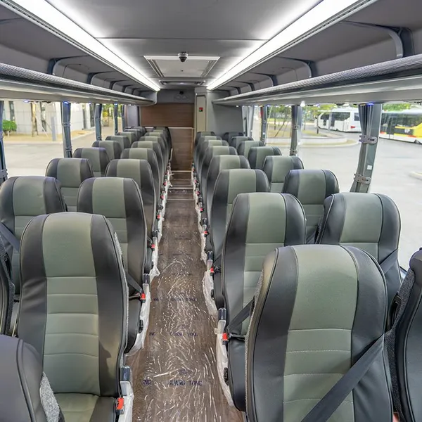 China Vehicle Manufacturer10.5m 45 Seater Tour Passenger Bus Manual Automatic Diesel Rhd 50 Seats New Coach Bus photo-5