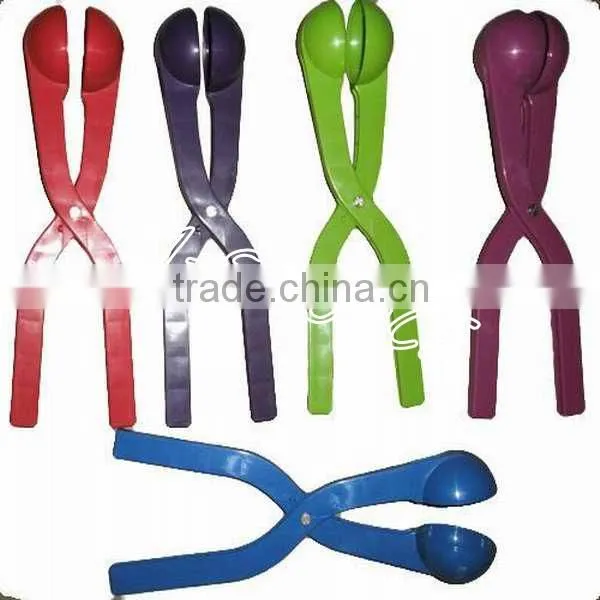 Plastic Snowball Maker photo-3