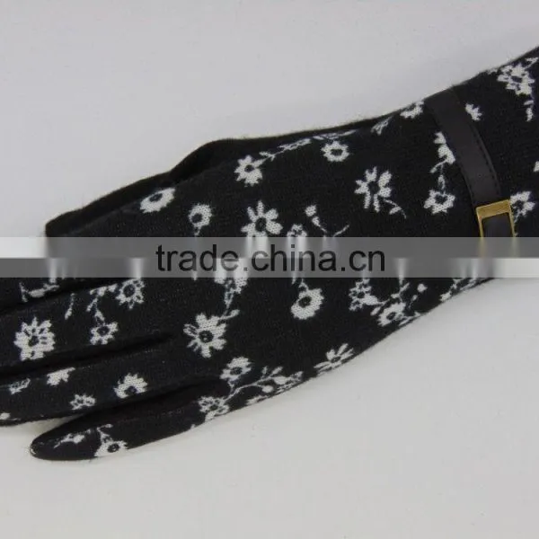 Cold Weather Resistant AB Grade Colorful Gloves photo-6