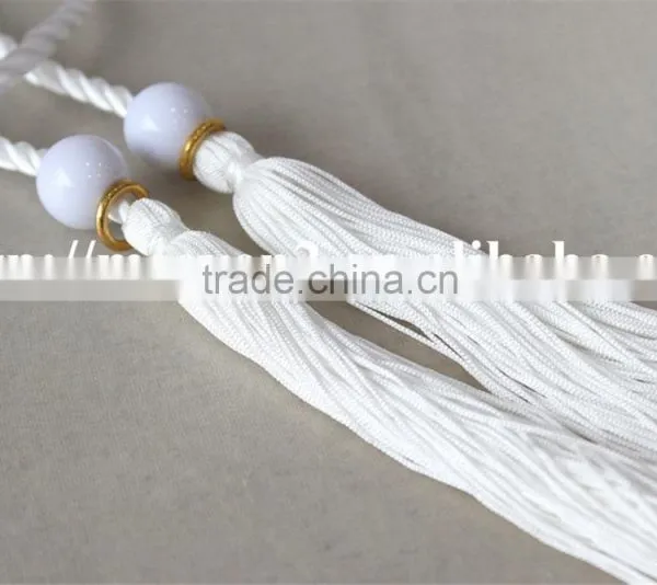 100% Polyester Tassels in White Color Long Tassels for Clothing photo-3