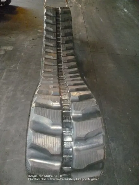 Резина-трек (450*76*80) для экскаватора Komatsu - PC75r