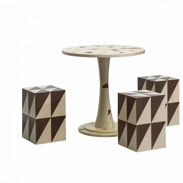 Maple Leaf Fluttering Marquetry Round Table photo-3