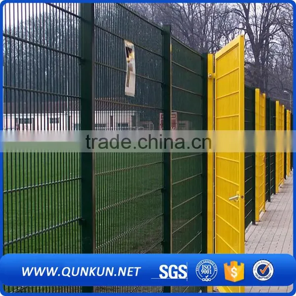 High Quality 358 Prison Fencing Anti-climb High Security Fences photo-3