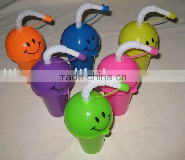 Smile Face Plastic Cup With Straw/straw Cup/plastic Cups/water Cups