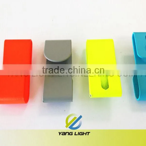 Taiwan Manufacturer Made Power Coating Colorful With Hole Double Side Hook Small Hanger photo-4