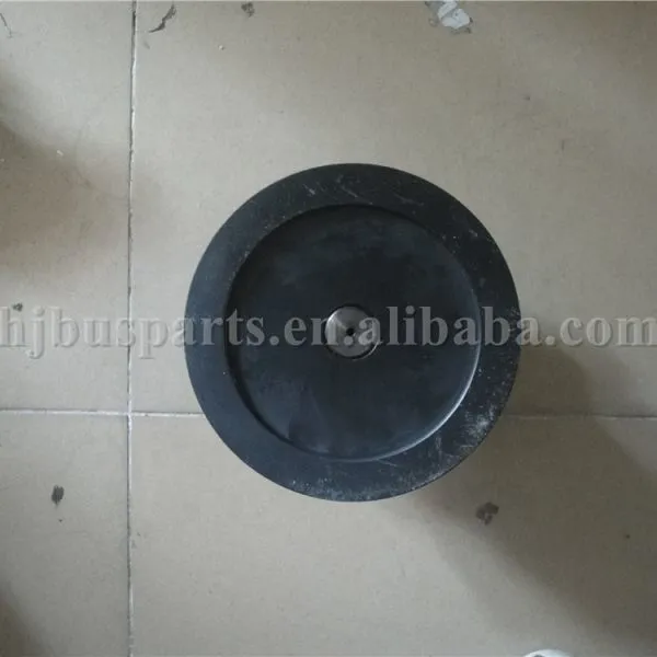 High Performance Cooling System 1000-00535 ZK6129H Bus Accessories Coach Water Pump Motor photo-3