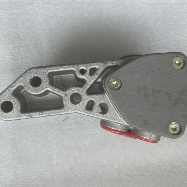 China Supplier Deutz 2012 Engine Parts Fuel Pump 04282358 for Deutz 2012 Series Engine photo-2