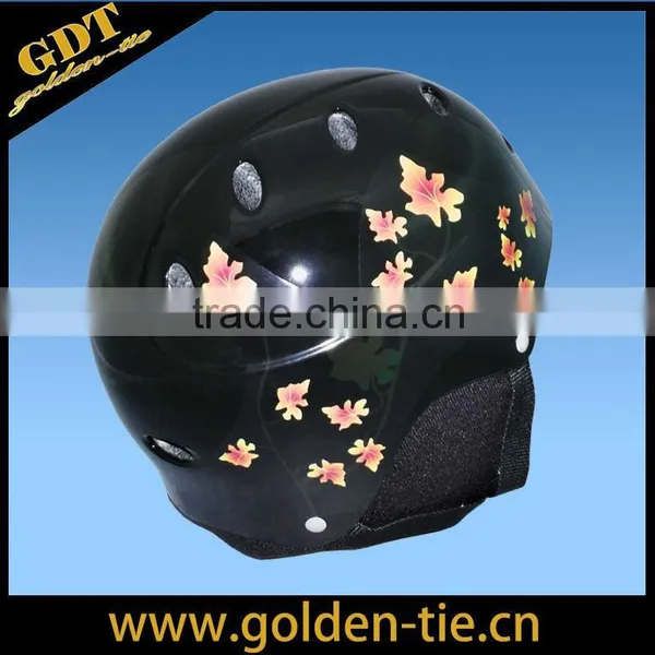 In Mould New Design Ski Helmet in Dongguan