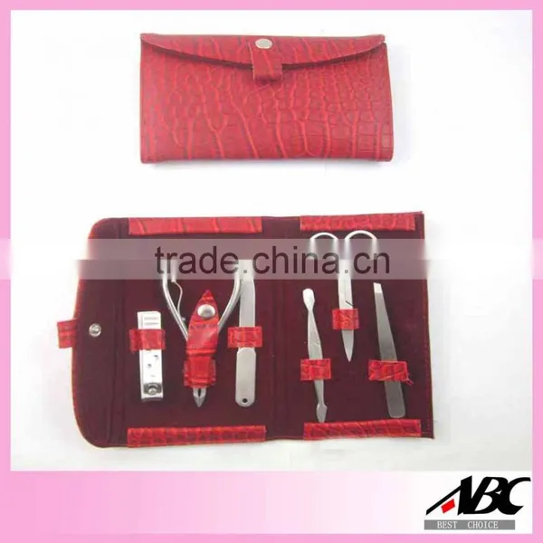 Cute Carry Bag Shape Manicure And Pedicure Set photo-6