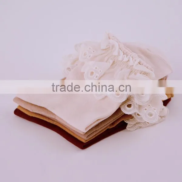 Lady 200N Fashion Cotton Socks With Chiffon Lace on the Cuff Wholesale Socks photo-5
