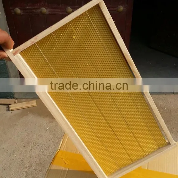 Beehive 5.1mm Beeswax Comb Foundation Sheet 41.5*5*20cm photo-3