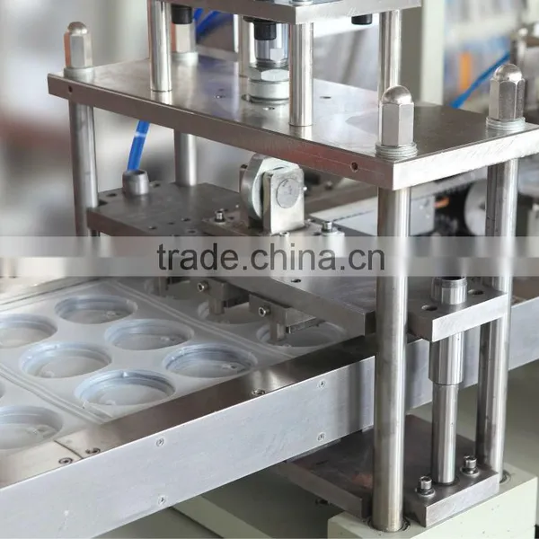 DB-450PP Plastic McDonald's Cup Lid Thermoforming Machine photo-3