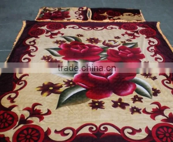 3pcs 100% Polyester Emboss Flower Design Velvet Bedsheet