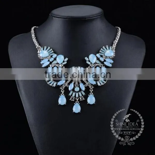 High Quality Crystal Chunky Statement Necklace Tin Alloy Fashion Women Pendant Necklace 6390073 photo-2