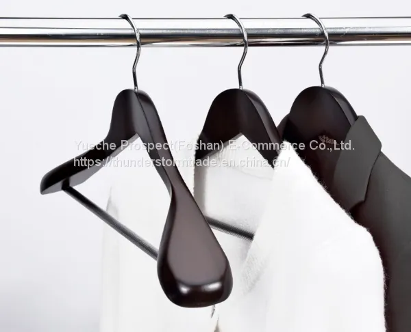 Luxury Natural Wood Coat Hangers For Garment photo-5