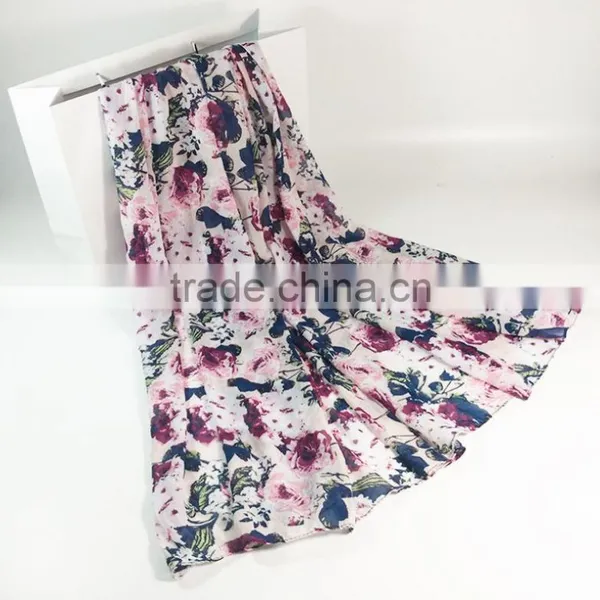 Selling Latest Design Cheap Colorful Flower Printed Scarf photo-6
